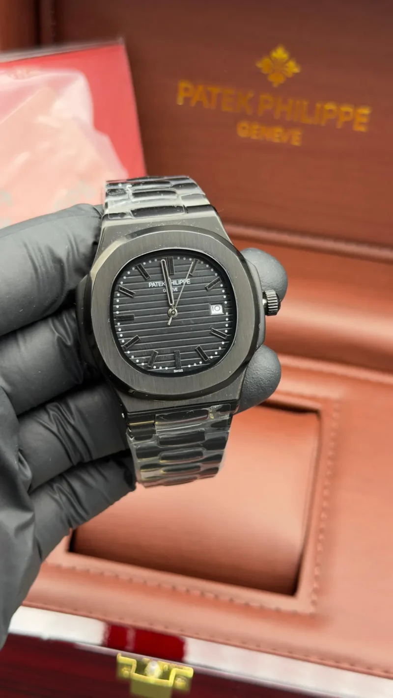 Nautilus Style Watch Black Dial Integrated Black Bracelet