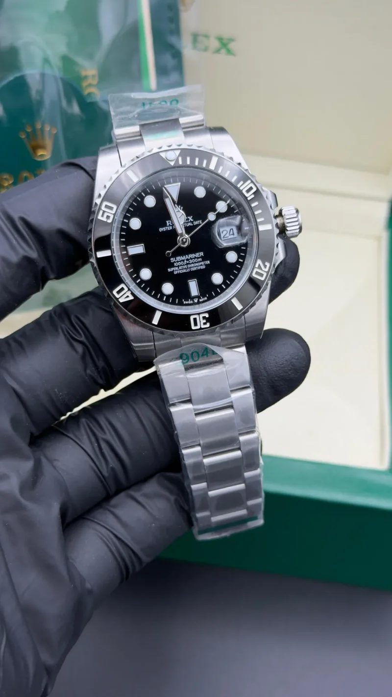 Submariner Style Watch Black Dial Silver Oyster