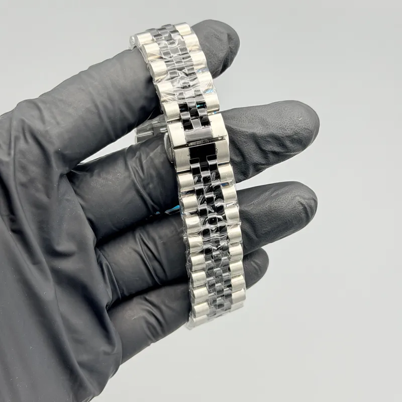 Black Dial Silver Watch – Fluted Bezel & Crystal Markers - Image 4