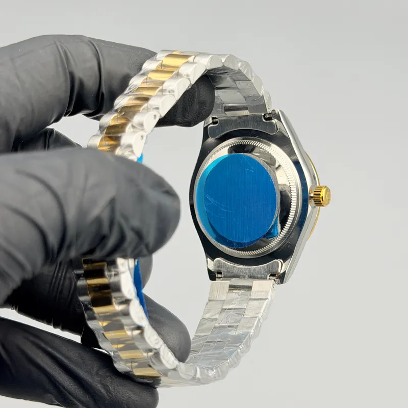 Black Gradient Dial Two-Tone Watch – Gold & Silver Bracelet - Image 5